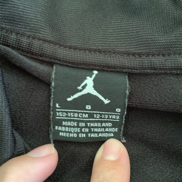 Jordan Jacket - Picture 2 of 3